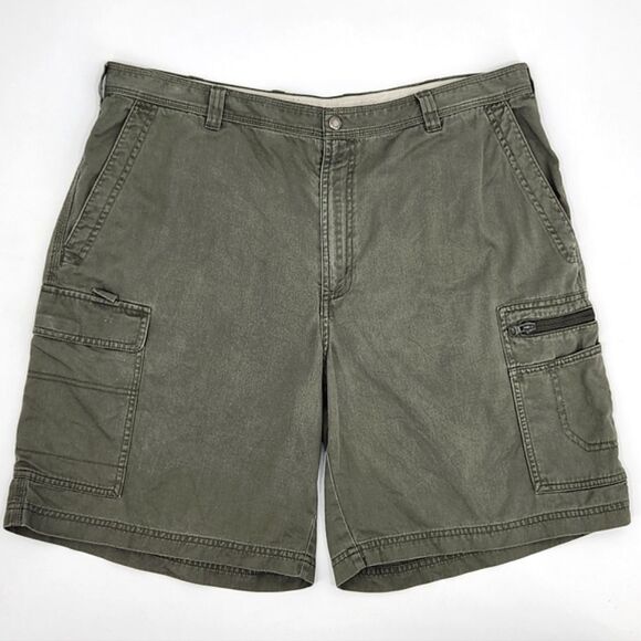 Columbia Green Tactical Cargo Shorts Zipper Pocket Men's Size 38 - Picture 1 of 9